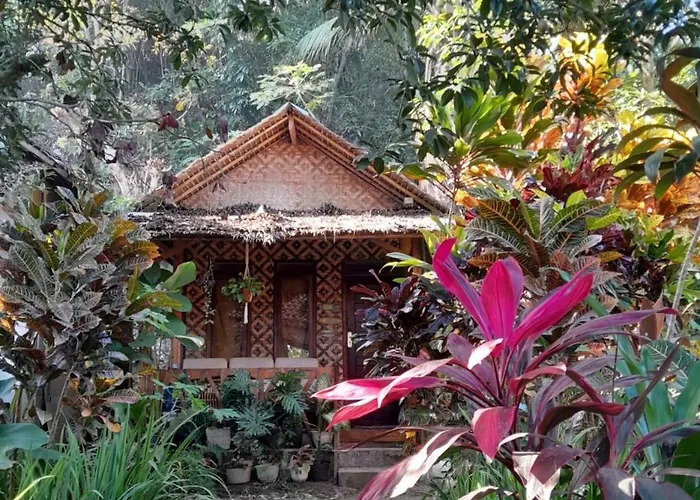 Anik Homestay & Dormy Batukaras